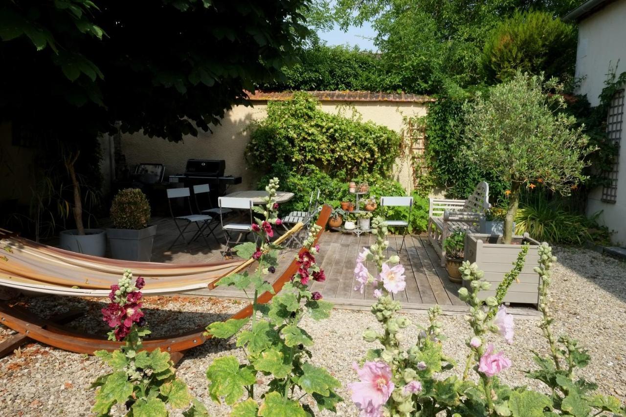 La Maison De Maggy Brion  ภายนอก รูปภาพ